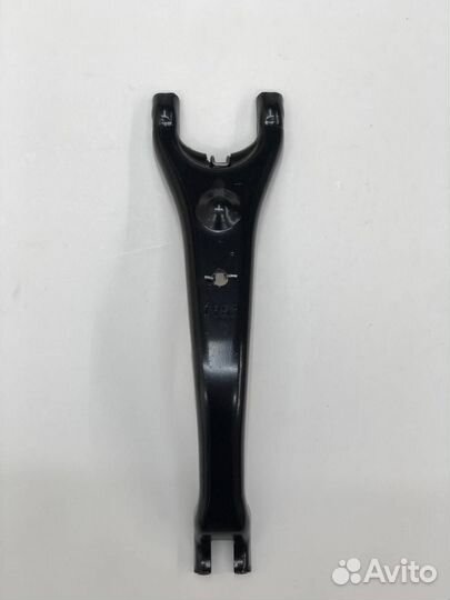 Вилка сцепления в сборе Гранта,Калина,Приора