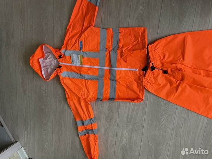 Спецодежда сигнальная водонепроницаемая