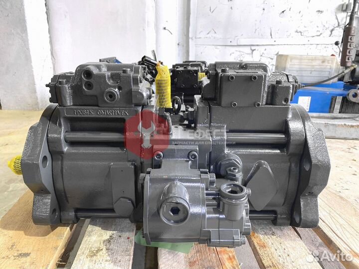 Основной насос Case CX210LR K3V112DTP