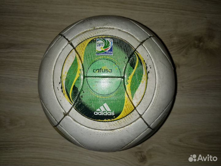 Футбольный мяч adidas cafuca 2013