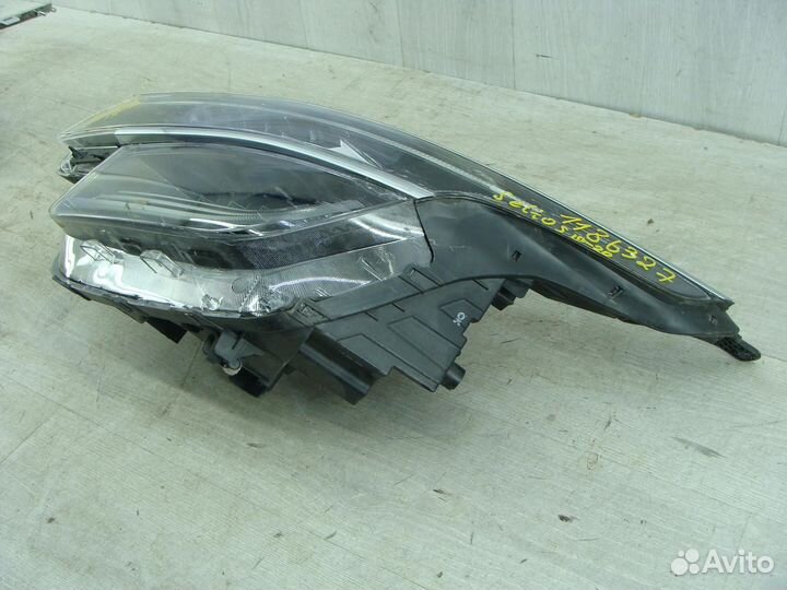 Фара левая Kia Seltos