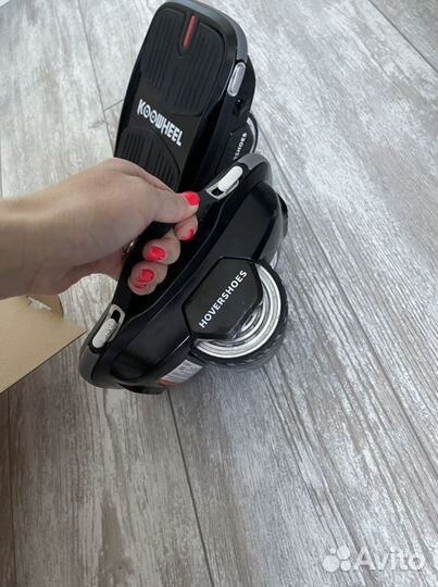 Гироролики (электрические кроссовки )