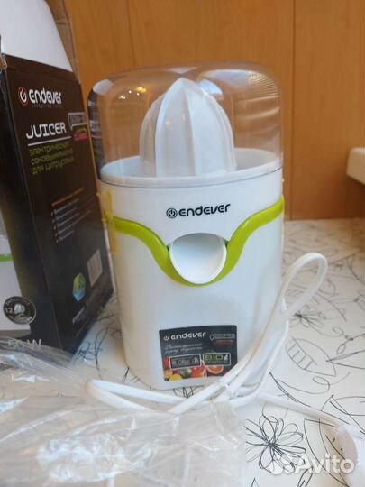 Соковыжималка электрическая для цитрусовых