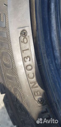 Bridgestone Blizzak VRX 235/40 R18 91S