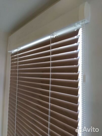 Горизонтальные жалюзи / шторы