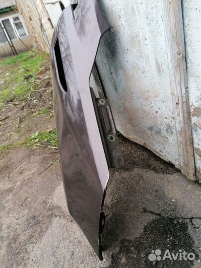 Крыло переднее правое