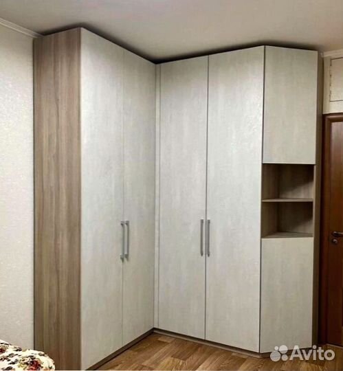 Шкаф угловой