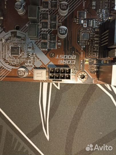 Материнская плата