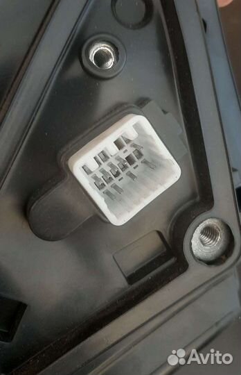 Kia Sportage 3 зеркало правое