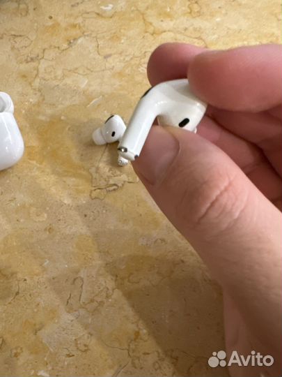 Airpods pro 2 с дефектом