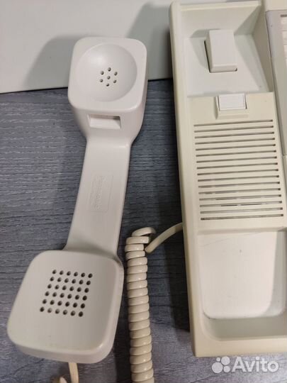 Телефон системный Panasonic KX-T3281вх