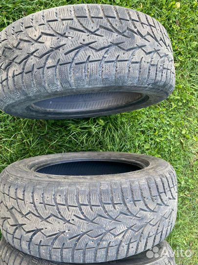 Toyo Observe G3-Ice 215/60 R17 100T