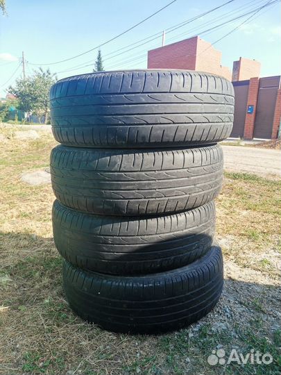 Bridgestone Dueler H/P Sport 215/65 R16 98