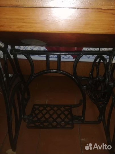 Швейная машина ножная