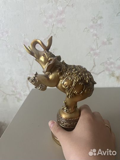 Статуэтка слона