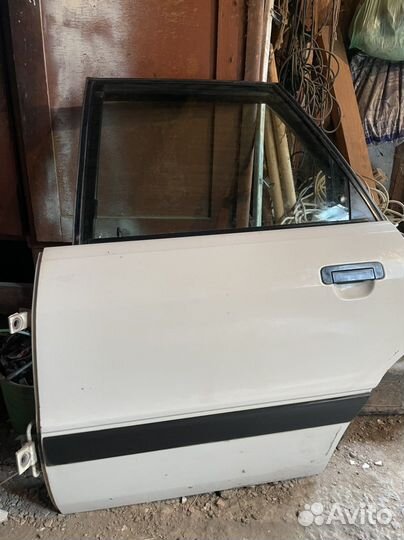 Дверь для ауди 80 в сборе