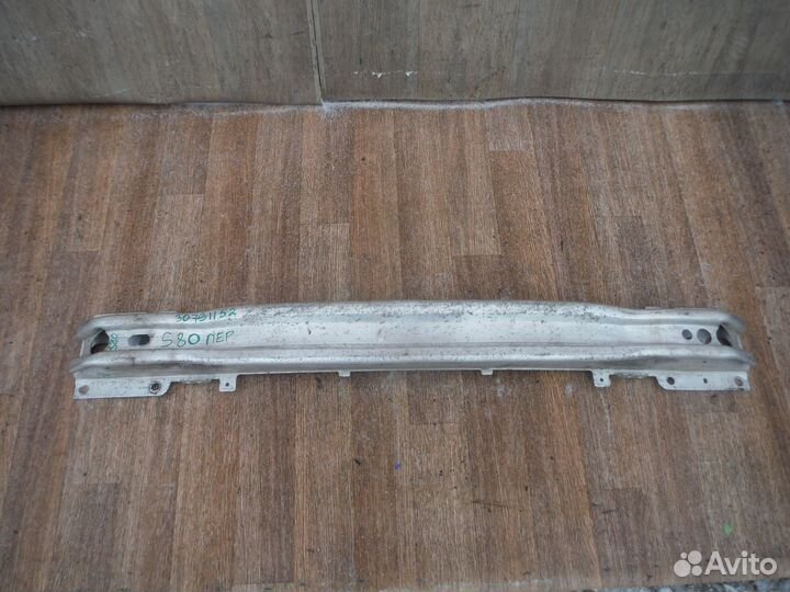 Усилитель переднего бампера Volvo S80 2008