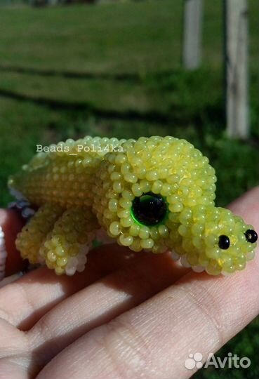 Крокодил амигуруми из бисера