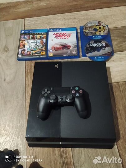 Продам playstation 4