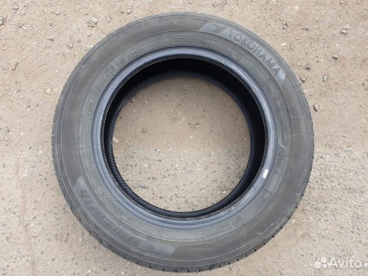 R14 Yokohama BluEarth AE01 185/60, PCD 4x98 DIA 58.1