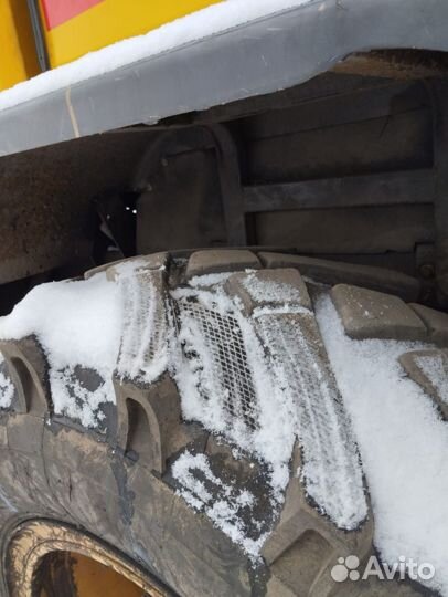 Фронтальный погрузчик BIZON 930, 2021