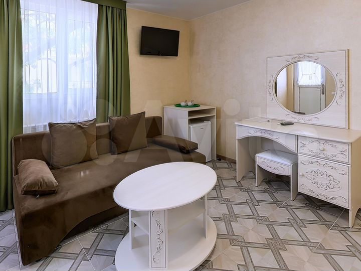 Гостиница, 700 м²