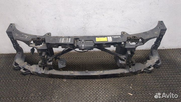 Рамка передняя Land Rover Discovery 3, 2007