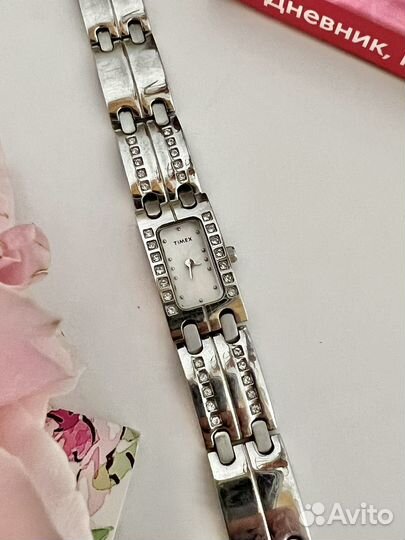 Часы женские Timex