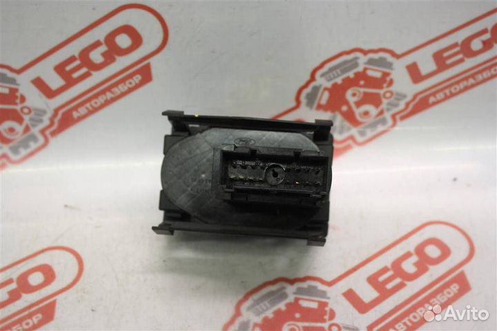 Блок управления светом Ford Fiesta 5 2007