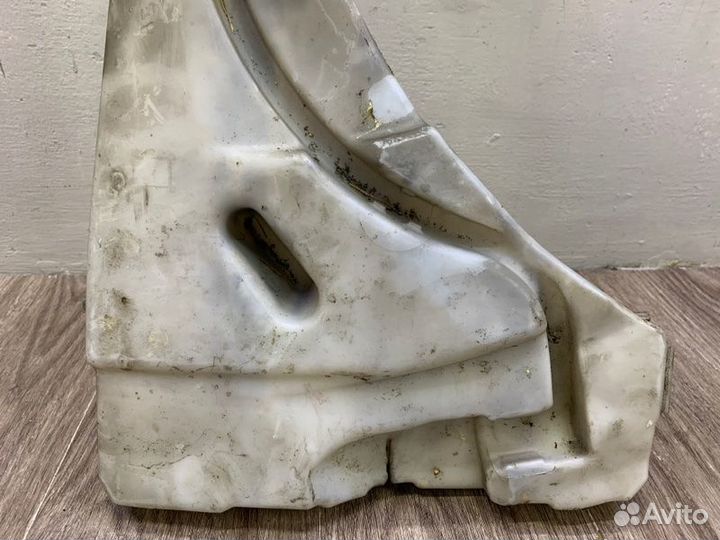 Бачок омывателя Volkswagen Touareg внедорожник