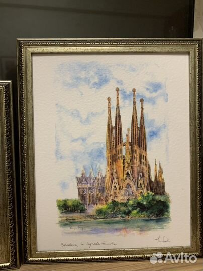Акварели с видами Барселоны в рамках