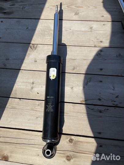 Задний амортизатор KIA sorento prime 55320-C5500