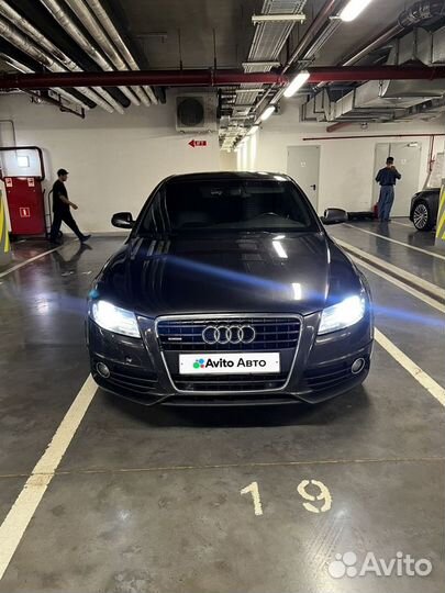 Audi A4 2.0 AMT, 2011, 80 000 км