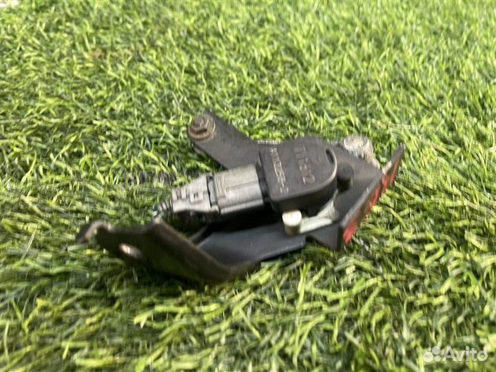 Датчик высоты дорожного просвета задний Honda Cr-V