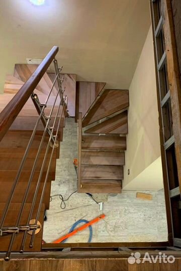 Перила деревянные для лестниц