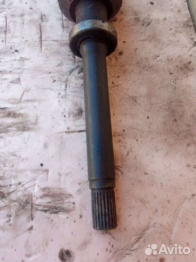 Полуось передняя правая (приводной вал, шрус) Rena