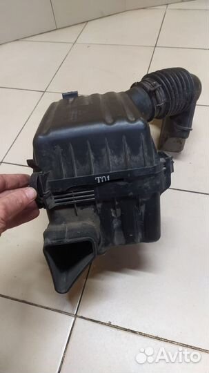 Корпус воздушного фильтра Hyundai Elantra 3 (XD2)