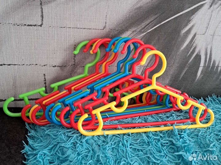 Плечики детские