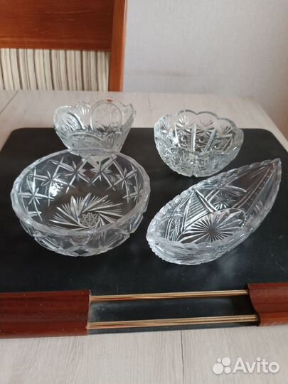 Вазы хрустальные