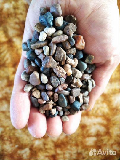 Камни, грунт для аквариума, гравий