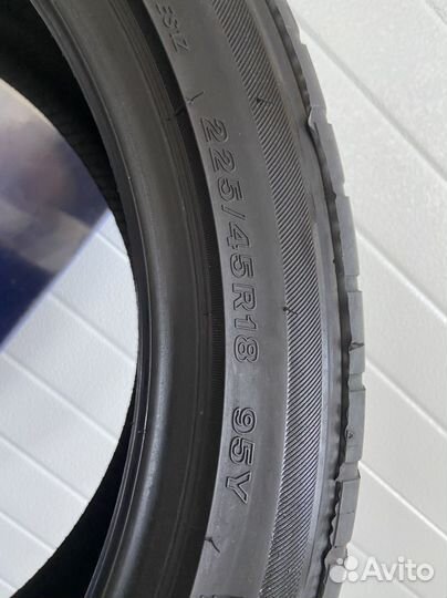 Bridgestone Potenza S001 225/45 R18 95Y