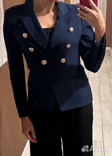 Стильный приталенный пиджак