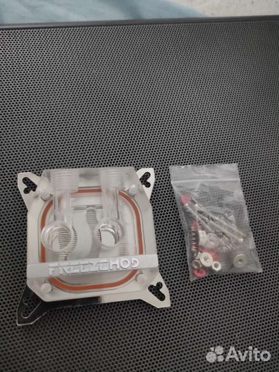 Комплектующие для водяного охлаждения