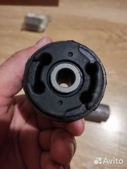 Сайлентблоки задней балки Daewoo Nexia, Lanos