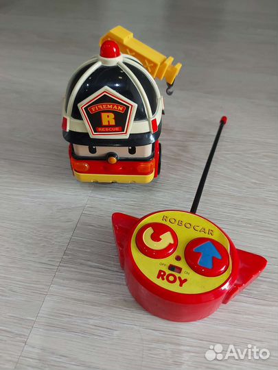 Машинка на пульте Робокар Рой