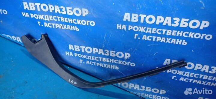 Накладка рамки двери Ford Focus 3 седан iqdb 2013