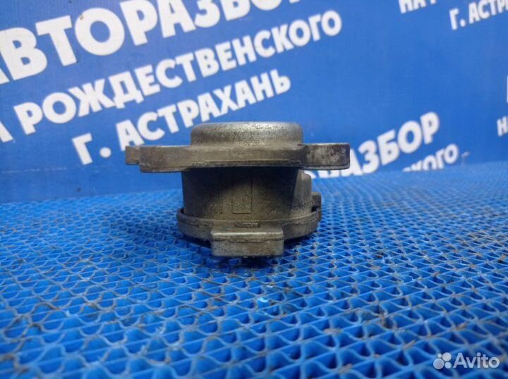 Натяжитель приводного ремня Ford Explorer