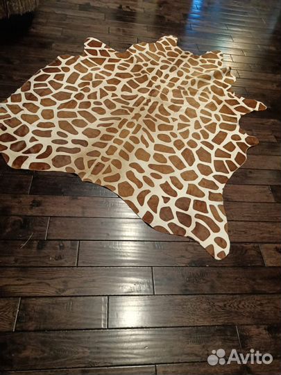 Ковер из натуральной коровьей шкуры ручной работы