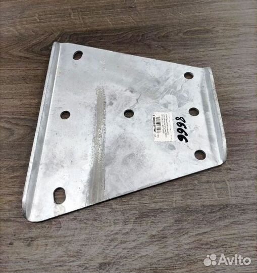 Кронштейн замкового устройства на прицепах мзса 8