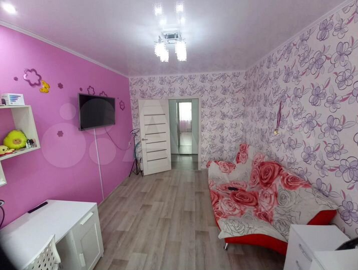 2-к. квартира, 57,4 м², 1/10 эт.